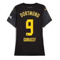 Camiseta Borussia Dortmund Serhou Guirassy #9 Visitante Equipación para mujer 2024-25 manga corta